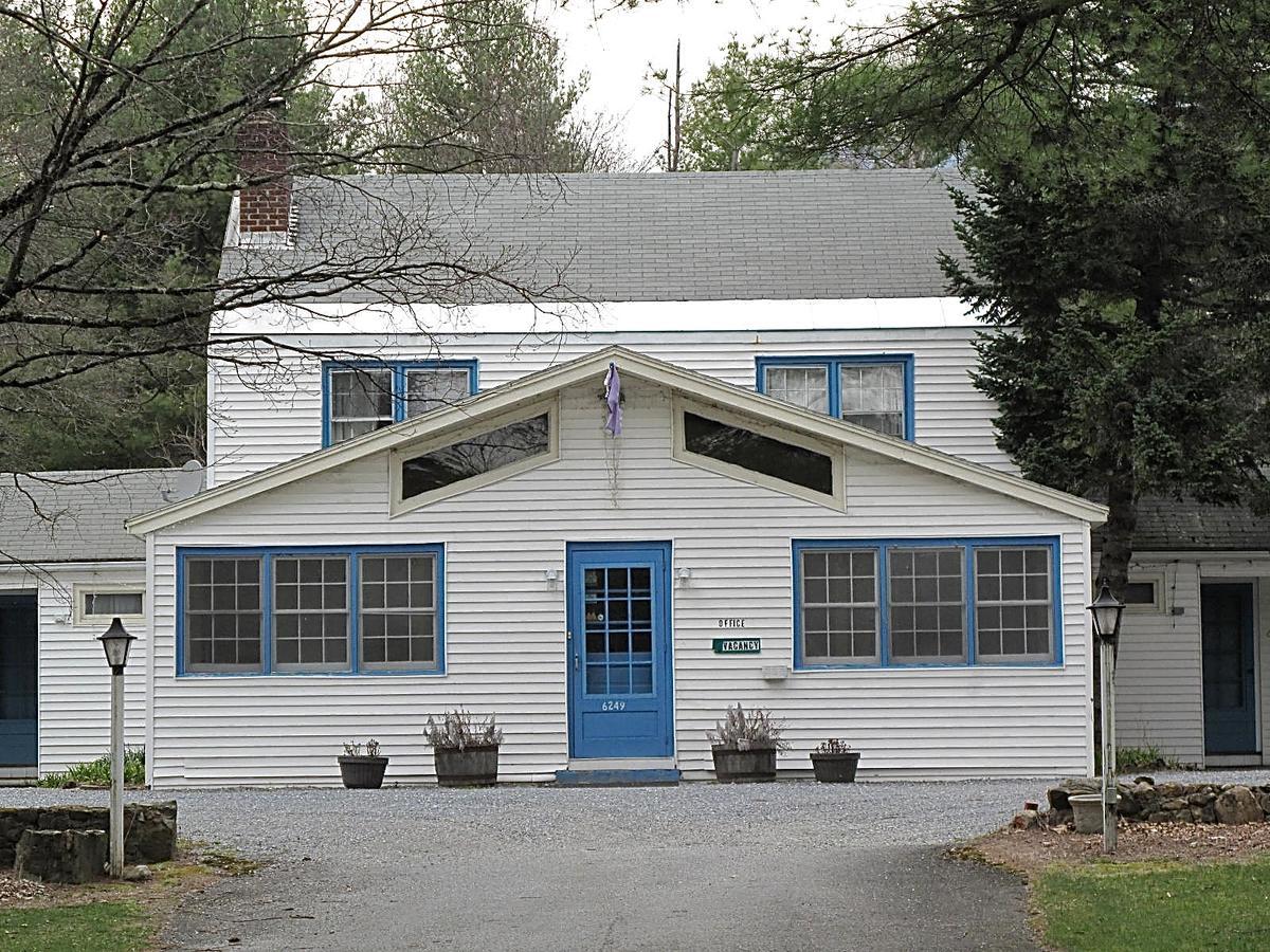 Arcady At The Sunderland Lodge Arlington Exterior photo